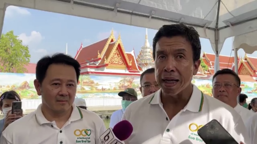 “ชัชชาติ” ย้ำไม่หนุนกัญชา จี้สธ.ตรวจสอบที่ตั้งร้านขาย ก่อน-หลังออกใบอนุญาต หลังพบขายใกล้รร.