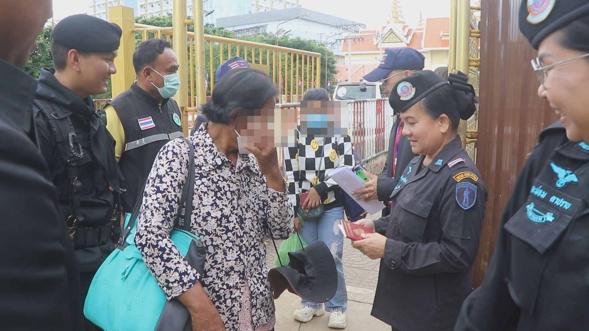ศูนย์เฉพาะกิจฯมีมติผ่อนผันแรงงานตามฤดูกาลที่ถูกกฎหมายให้อยู่ในไทยต่อไปได้ตามหลักมนุษยธรรม 