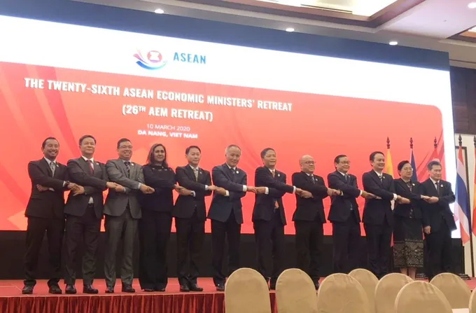 รัฐมนตรีเศรษฐกิจอาเซียนประกาศแถลงการณ์ร่วมรับมือโควิด-19 ผนึกเปิดตลาดการค้า-ลงทุน