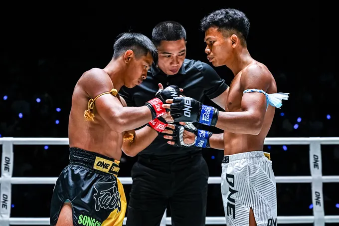 ประกาศล้างตา! "หนุ่มสุรินทร์" รีแมตช์ "ทรงชัยน้อย" ให้หายสงสัย คู่เอกศึก ONE ลุมพินี 160