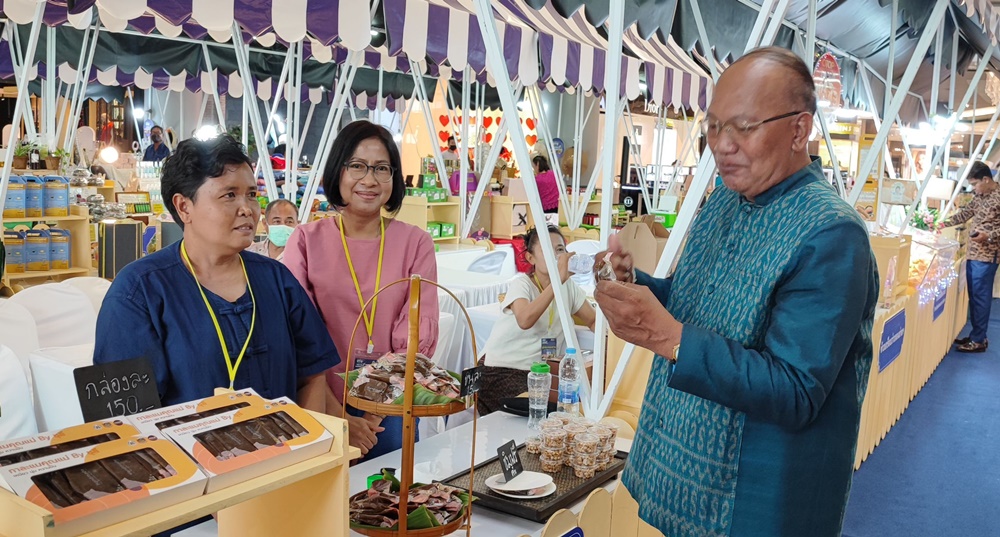 ชวนเที่ยวงานมหกรรม “OTOP ช็อป ชม ชิล สินค้าชุมชน จังหวัดปทุมธานี