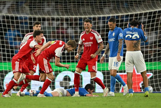 "อาร์เซน่อล" บุกเฉือน "นาโปลี" 1-0 "โอเดการ์ด" ซัดชัย ประเดิม 3 แต้มแชมเปี้ยนส์ ลีก