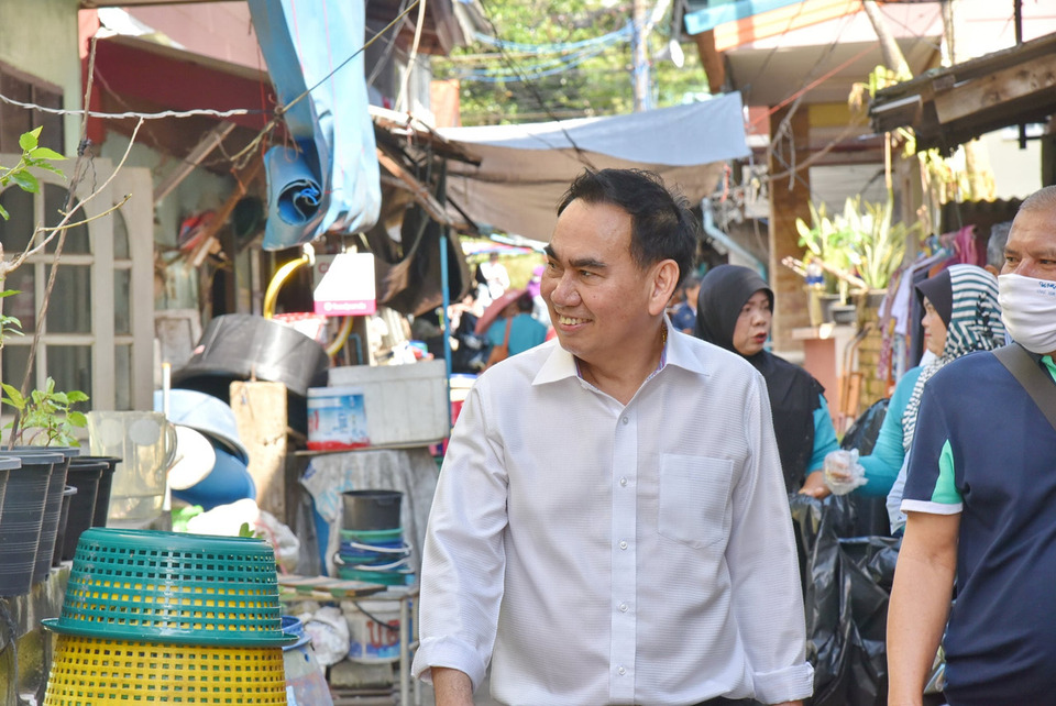 "เดชอิศม์ ขาวทอง" ประกาศหยุดเส้นทางการเมือง ลั่นไม่ยอมรับระบบการเมืองบิดเบี้ยว