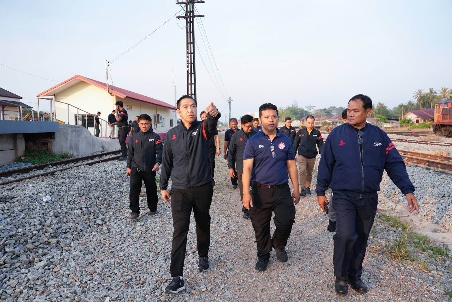 ผู้ว่าการรถไฟฯ ลงพื้นที่ให้กำลังใจ พนักงาน-ประชาชนในจังหวัดชายแดนภาคใต้