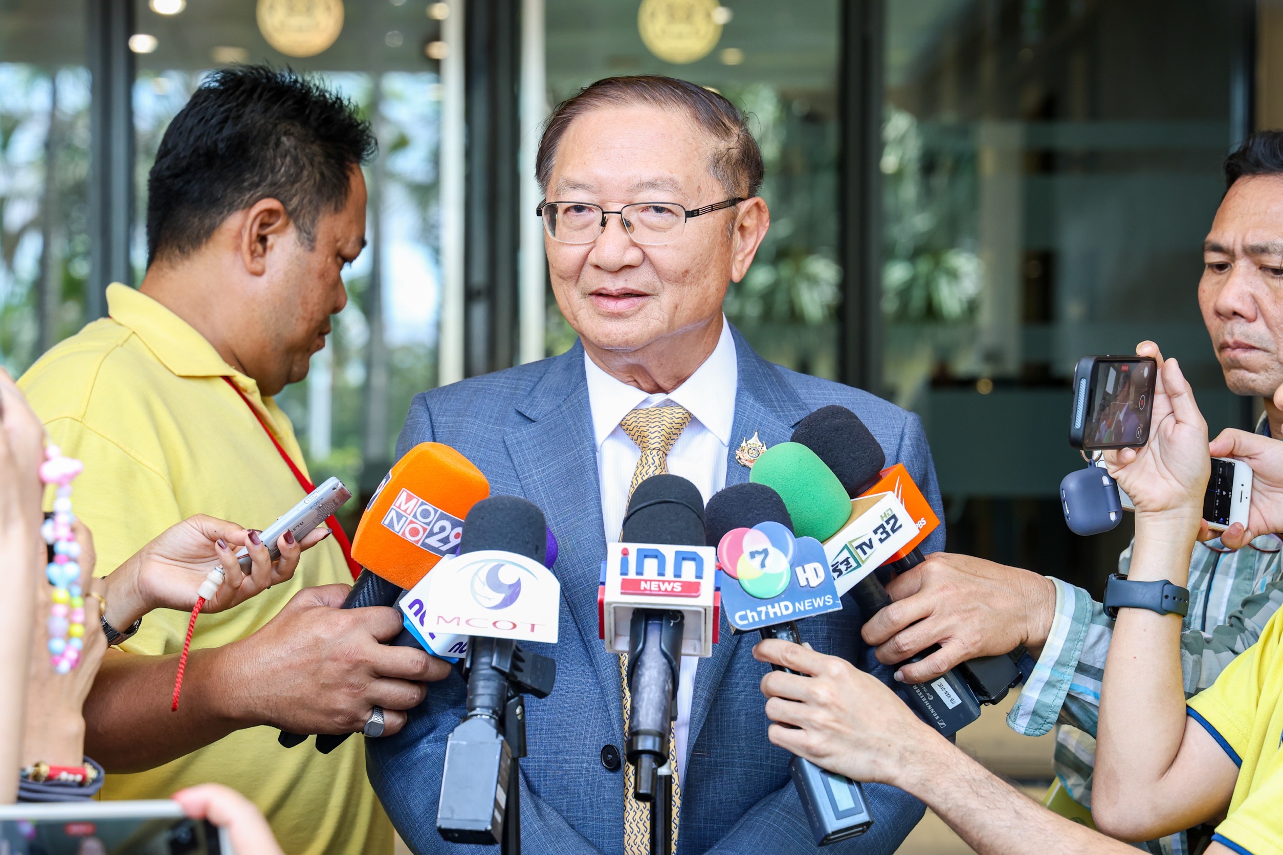 “​หมอพรหมินทร์” เผย ส่งคำชี้แจงศาลคดีคลิปเสียงนายกฯ แล้ว ย้ำ บริสุทธิ์ใจ- ปกป้องอธิปไตยไทย ปัดข่าว “อิ๊งค์” ชิงลาออก 