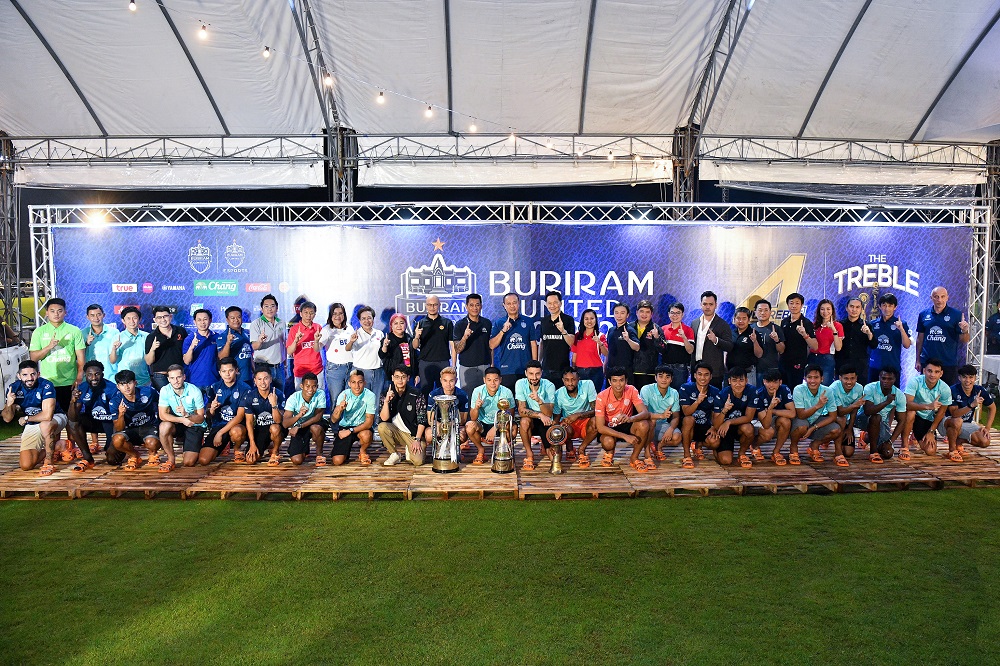 บุรีรัมย์ ยูไนเต็ด เปิดตัวพันธมิตรลูกหนัง-อีสปอร์ต 26 แบรนด์ มุ่งเน้นสร้างอะคาเดมีสู่ชุดใหญ่ ดันแข้งลูกเจี๊ยบฝึกฝีเท้านอกปท.