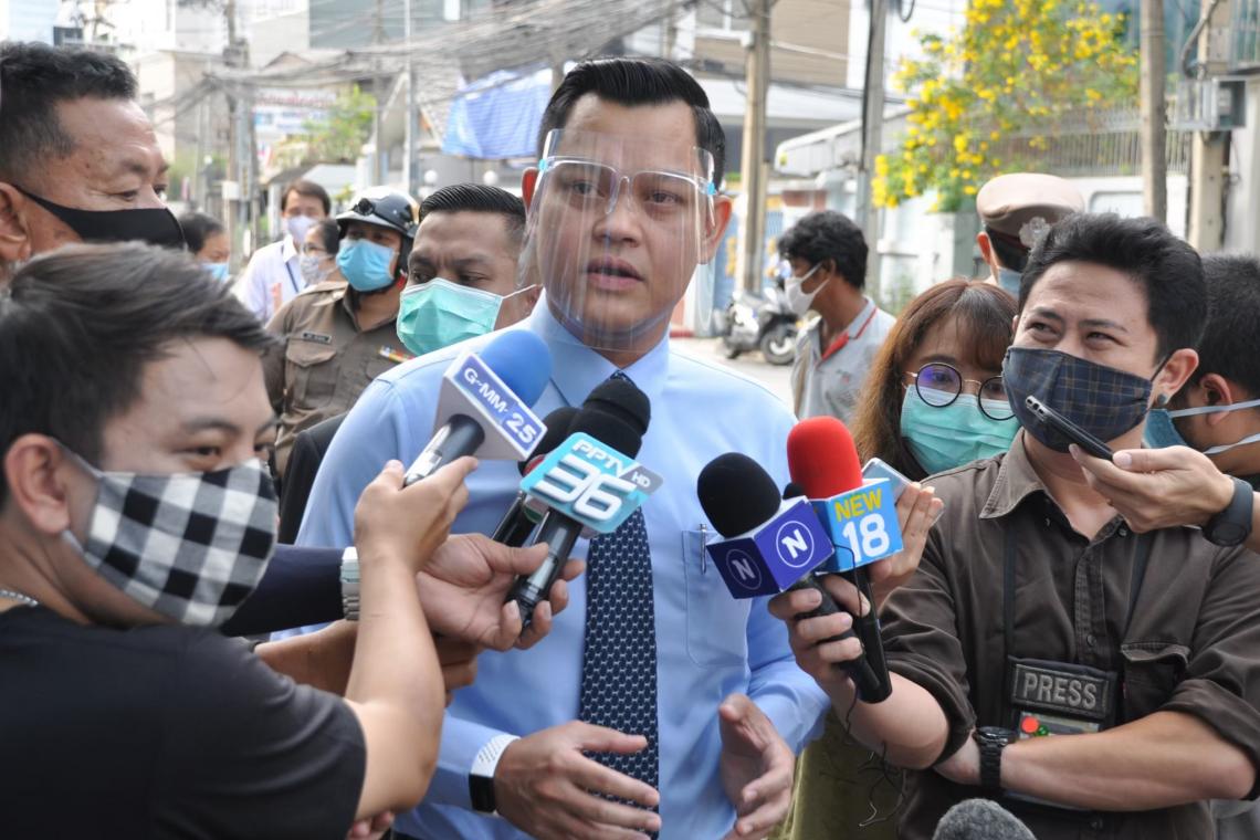 "ธนกร"เตือน "คุณหญิงหน่อย"เลิกดรามาปมฉีดวัคซีนเหมือนละครหลังข่าว ยัน "นายกฯ"เดินมาถูกทาง