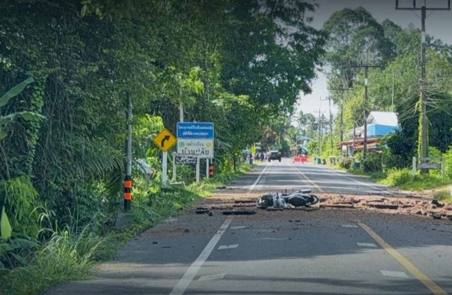 อำมหิตไร้มนุษยธรรม! บึ้มสนั่นหน้าโรงเรียนบ้านปูลัย โจรใต้วางระเบิดดักถล่ม นปพ.ยะลา ชุดรปภ.ครู ตร.-ชาวบ้านเจ็บระนาว
