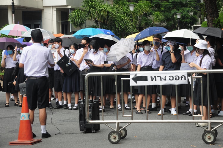 แฟลชม็อบเตรียมอุดมรวมตัว เรียกร้องรัฐบาล 3 ข้อ