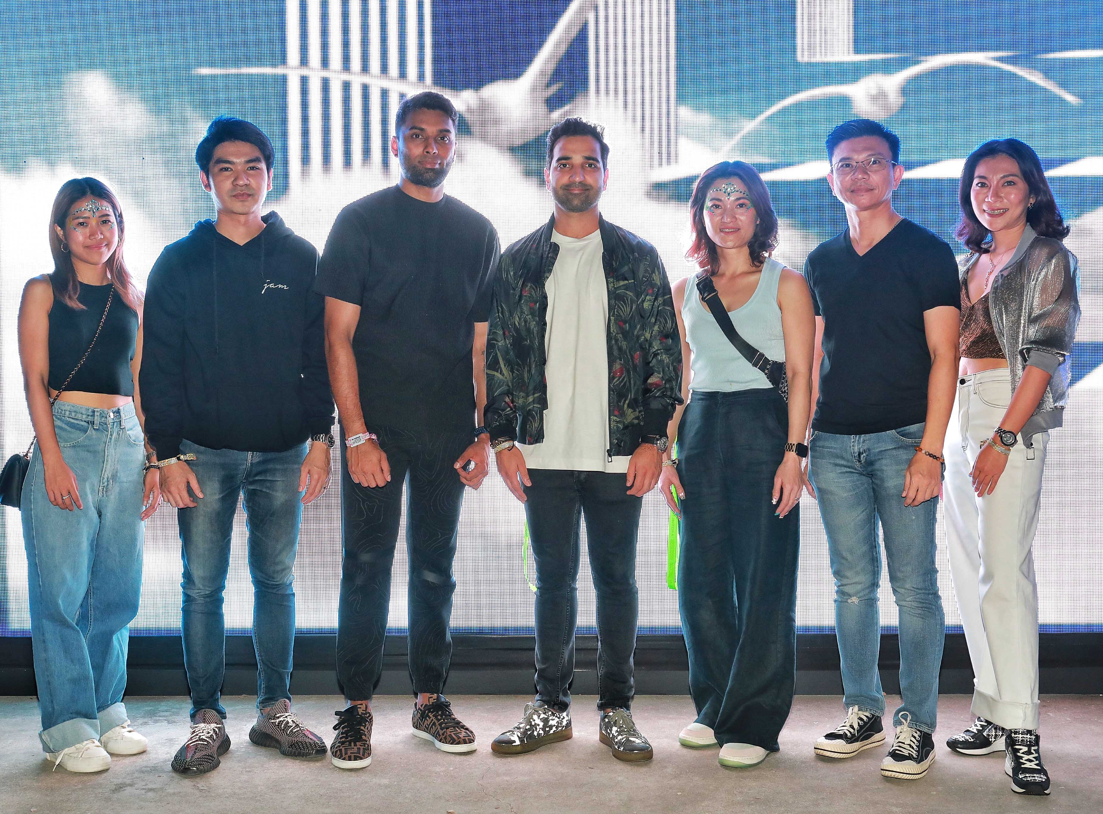 เกรย์ กูซ เนรมิตพื้นที่ความสุข “GREY GOOSE immersive LED cube” เปิดตัวแคมเปญครั้งใหญ่“Live Like DAY, Live Like NIGHt” ในงาน @ Neon Countdown Festival 2022