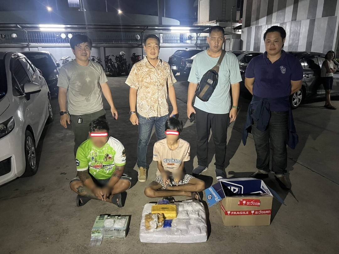 สืบ 8 รวบ 2 เดนคุกเครือข่ายยานรกยึดของกลางอื้อซ่า เปิดปากรับขนจากย่านไทรน้อยมาพักไว้ฝั่งธน.