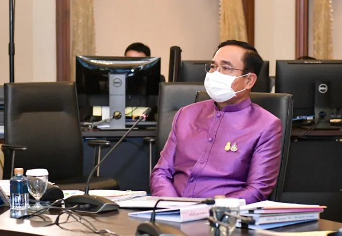 นายกฯ เข้าทำเนียบฯ พร้อมเรียก “สุพัฒนพงษ์” หารือปลดหนี้ครู-คนละครึ่งเฟส 3
