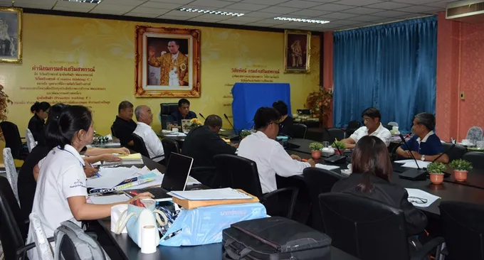 ชลบุรี  พิจารณาอนุมัติเงินกู้เงินกองทุนสงเคราะห์เกษตรกรเพิ่ม 3.5 ล้านบาท 