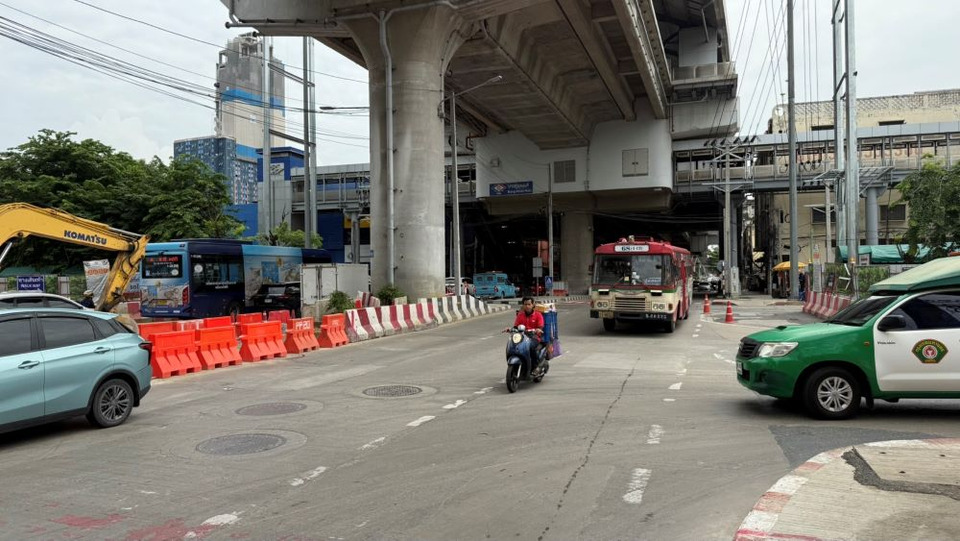 รฟม. แจ้งปปชช.เตรียเดินทางบนถ.จรัญฯ เบี่ยงจราจรเพิ่มเติม 2 ช่องจราจร เพื่อก่อสร้างรถไฟฟ้าสายสีส้มฯ