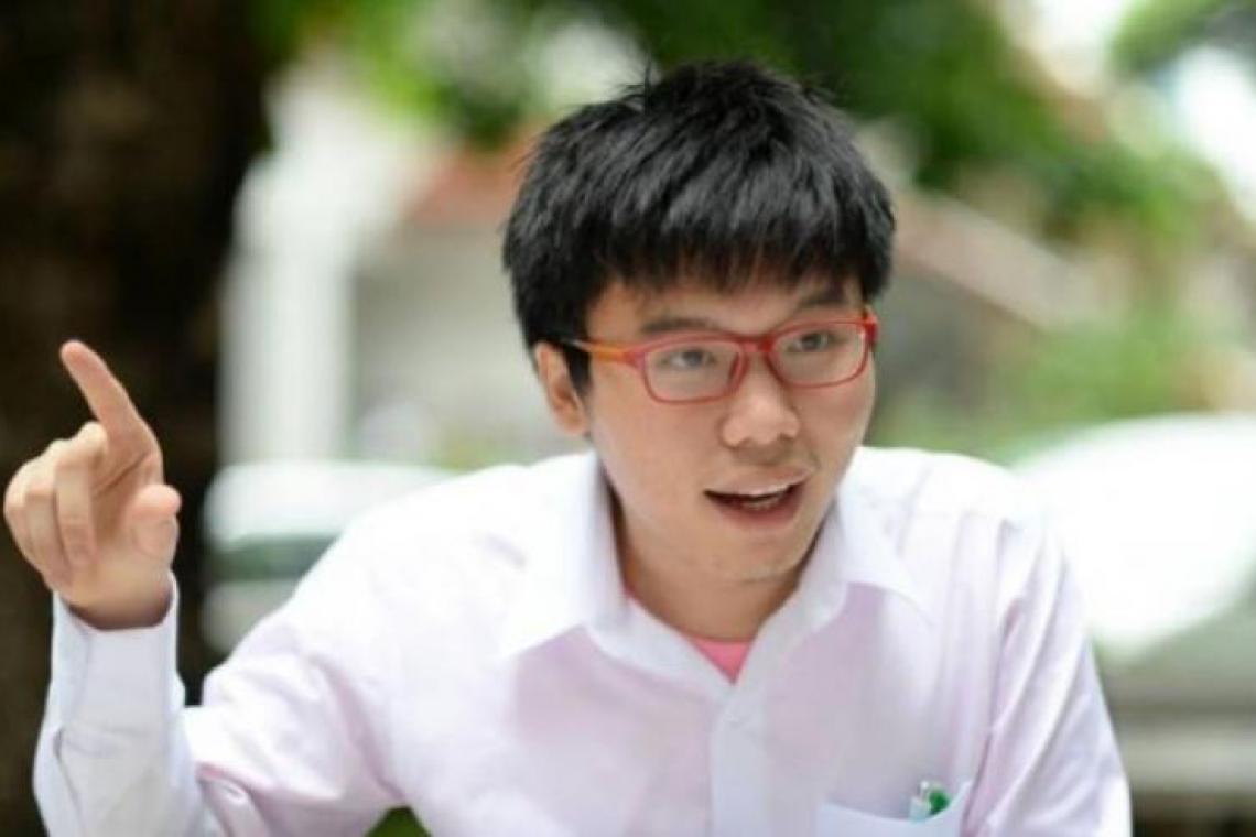 ตำรวจห้ามจัดรำลึกเทียนอันเหมิน 'เนติวิทย์'ดิ้นปลุกกินคุกกี้แสดงสัญลักษณ์