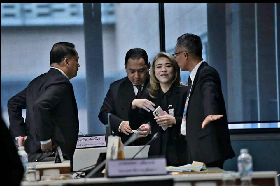 จับตาประชุมลับ! กก.สรรหา ชี้ชะตา "หมอสรณ" ปมขาดคุณสมบัติประธาน กสทช.  