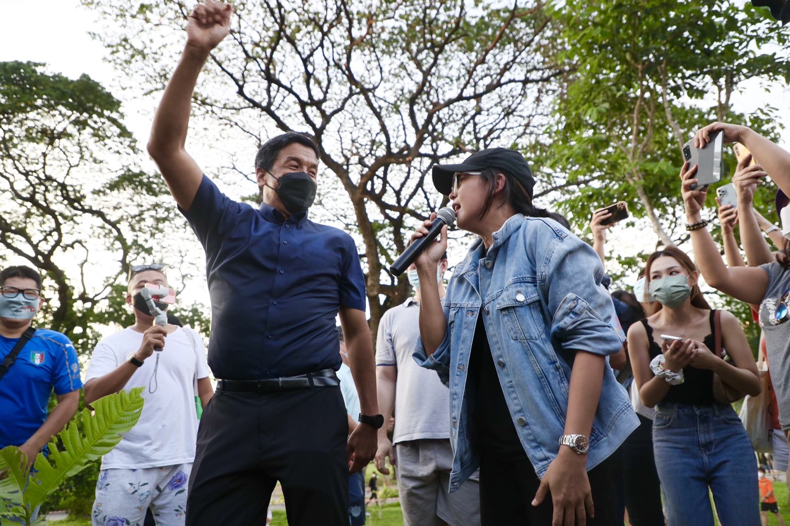 'ชัชชาติ'ร่วมงานดนตรีในสวน ทบ.เติมพลังใจให้คนกรุง