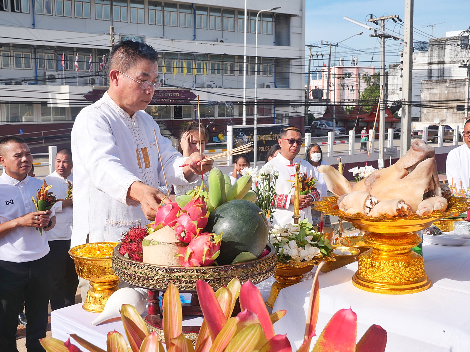 วธ.พะเยา สักการะลำใจ๋เวียง อนุรักษ์ฟื้นฟูขนบประเพณีวัฒนธรรมท้องถิ่น
