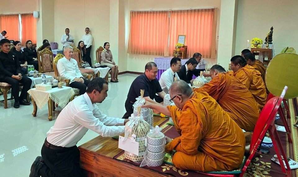 สุราษฎร์ธานีจัดพิธีวันสถาปนากระทรวงศึกษาธิการ ครบรอบ 134 ปี รำลึกคุณประโยชน์