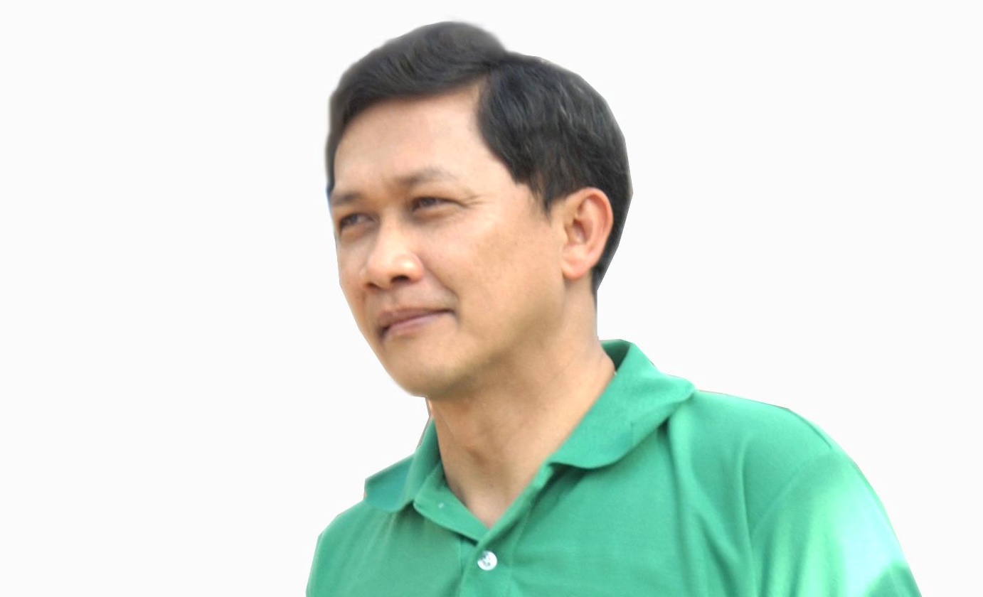 "ดร.สามารถ" ถามดังๆ "ไหนว่าจะลดค่าตั๋วเครื่องบิน"