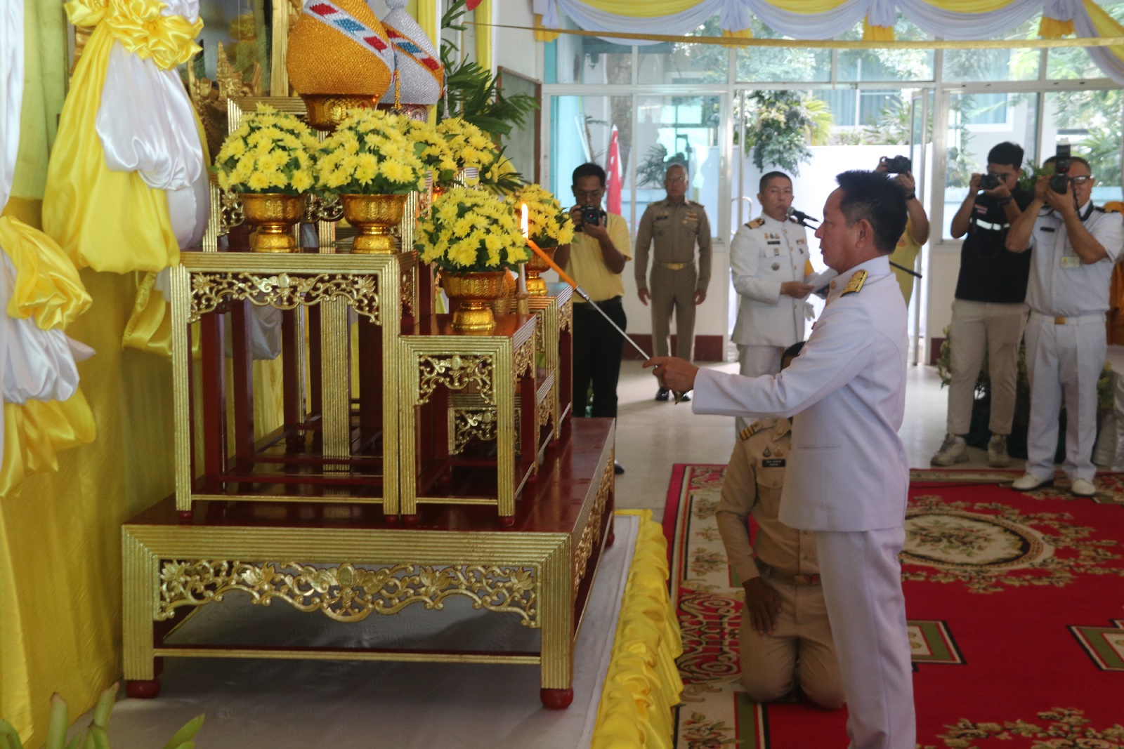 อำเภอสัตหีบ จัดกิจกรรมบำเพ็ญกุศลน้อมรำลึกเนื่องในวันคล้ายวันสวรรคต รัชกาลที่ 9