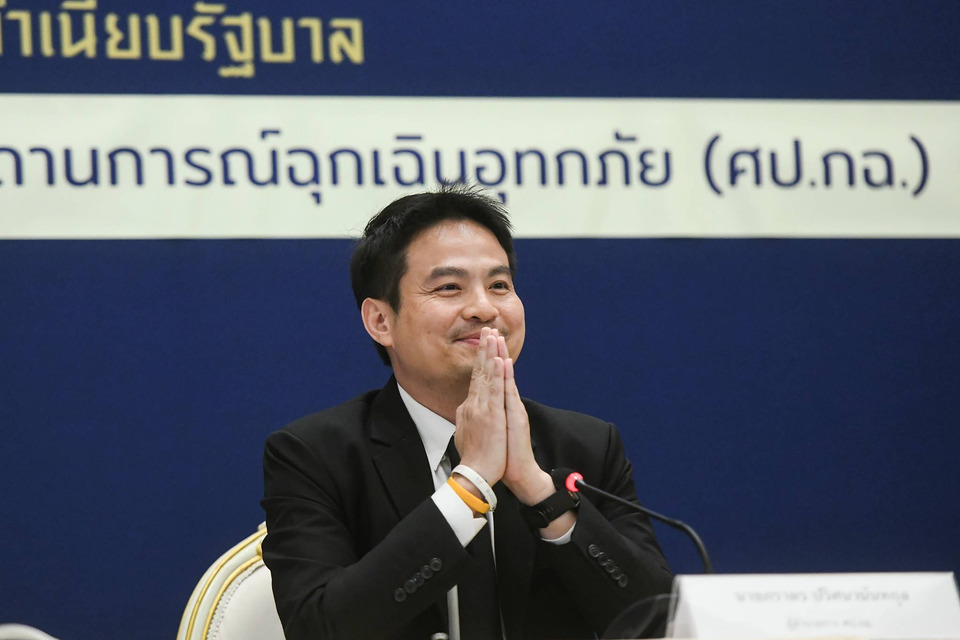 “ภราดร”ยกมือไหว้ขออภัย ปมลุกหนี ยันไม่มีเจตนาเลี่ยงตอบคำถามสื่อ เพียง