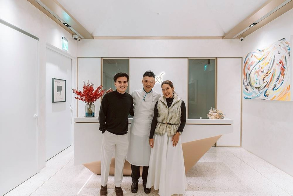 &ldquo;Pai Gun Na : ไปกันนะ&rdquo; ถ่ายภาพร่วมกับเชฟ Alain Huang แห่งร้านอาหาร เอ (A) ร้านมิชลิน 2 ดาวชื่อดังของไทเป