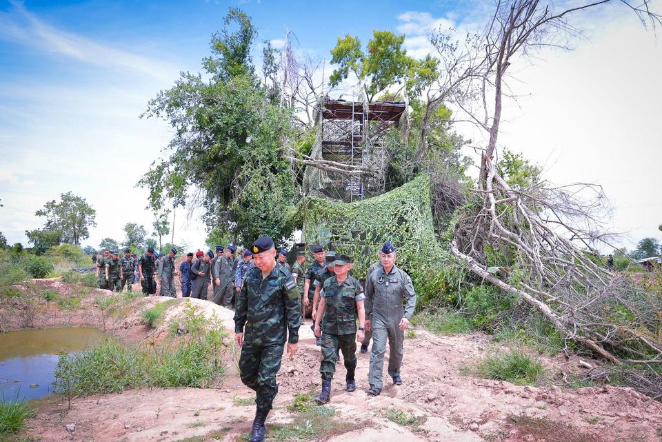 เสนาธิการ 3 เหล่าทัพลงพื้นที่บ้านหนองจาน-ด่านบึงตะกวน จ.สระแก้ว