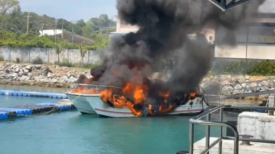 Cảng vụ Phuket tóm tắt vụ cháy xuồng cao tốc: 5 người bị thương, 1 người mất tích.