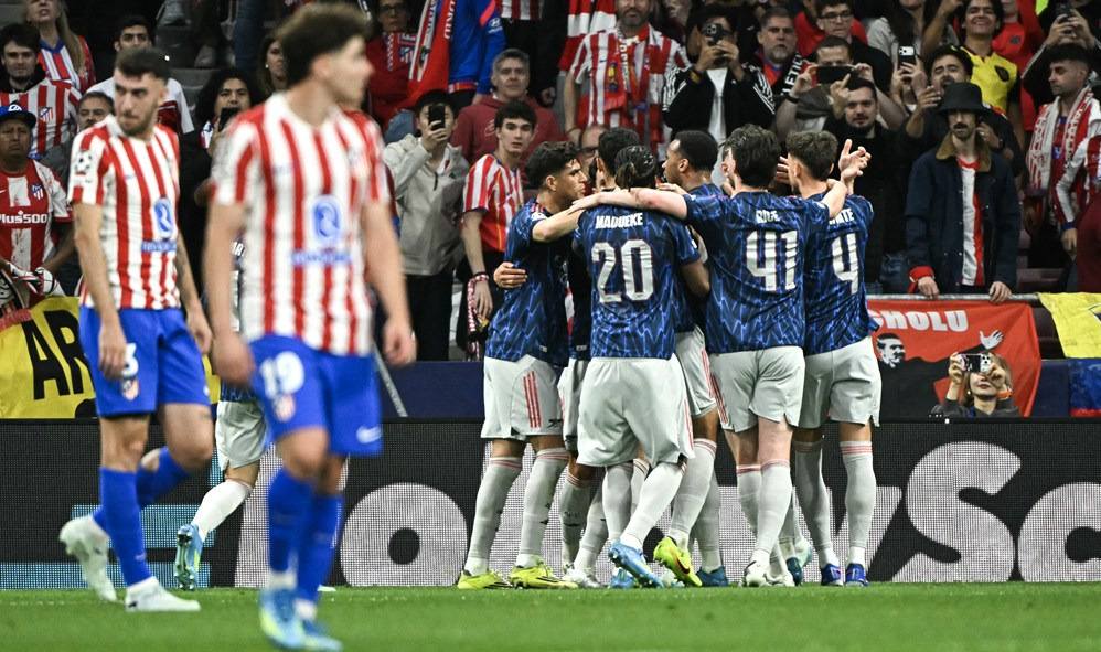 ราย่าร่างทอง! ปืนใหญ่บุกเจ๊าตราหมี 1-1 ยืดสถิติไร้พ่าย 13 นัด จ่อชี้ชะตาตั๋วชิง UCL นัดสอง!