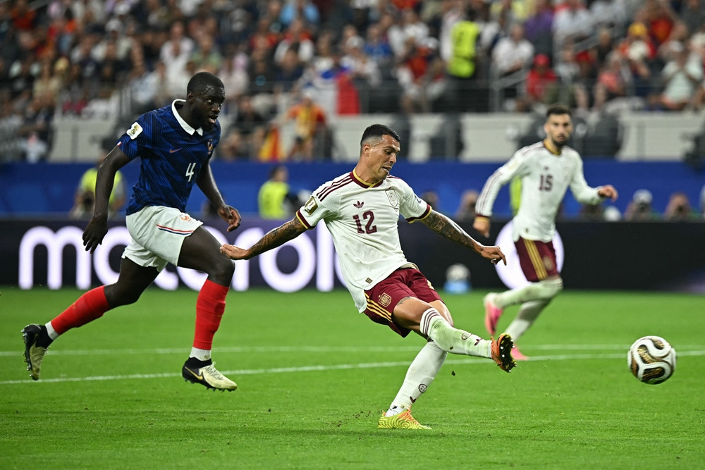 "สเปน" ไล่ทุบ "ฝรั่งเศส" 2-0 ทะลุเข้ารอบชิงชนะเลิศ ฟุตบอลโลก 2026 เป็นทีมแรก