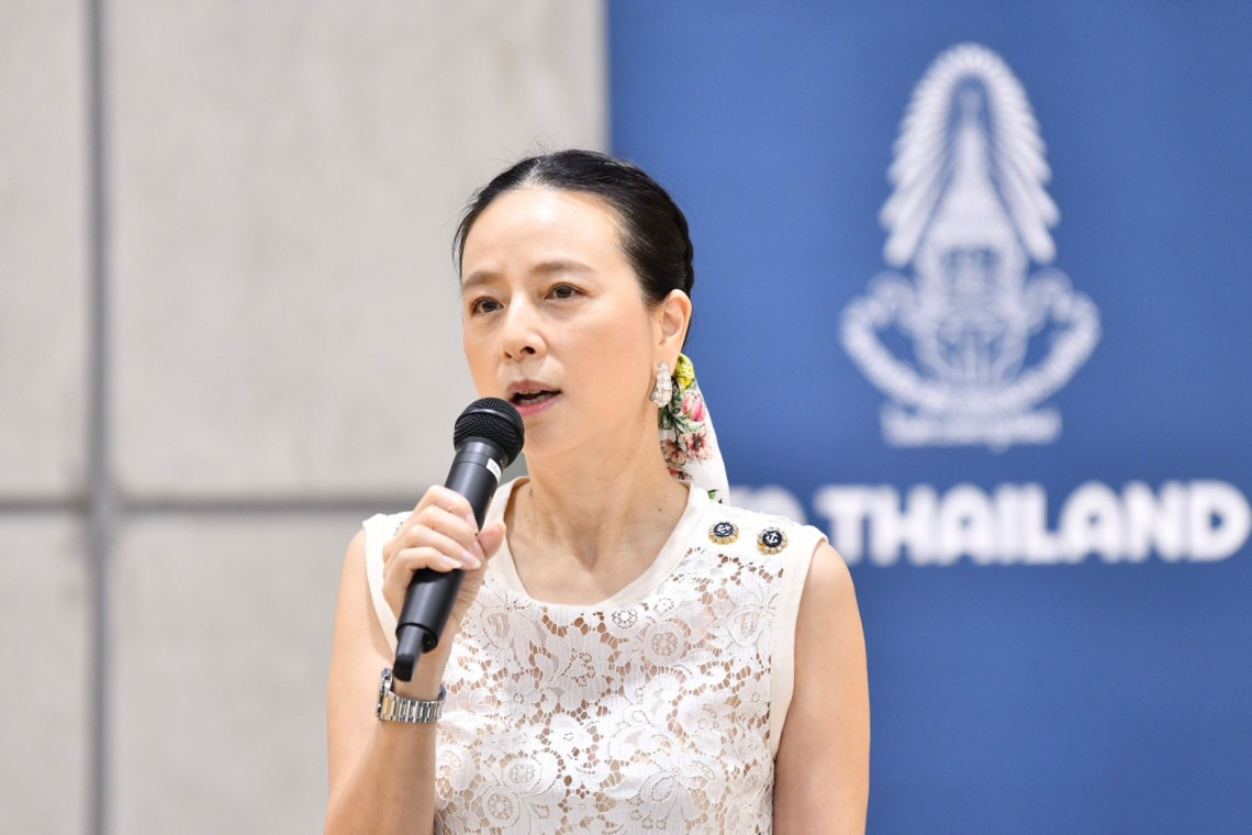 ทำไมแฟนบอลไทยไม่ได้ดูฟรี! "มาดามแป้ง" แจงชัด! "อาเซียน ฮุนได คัพ 2026" ไม่ถ่ายทอดฟรีทีวี