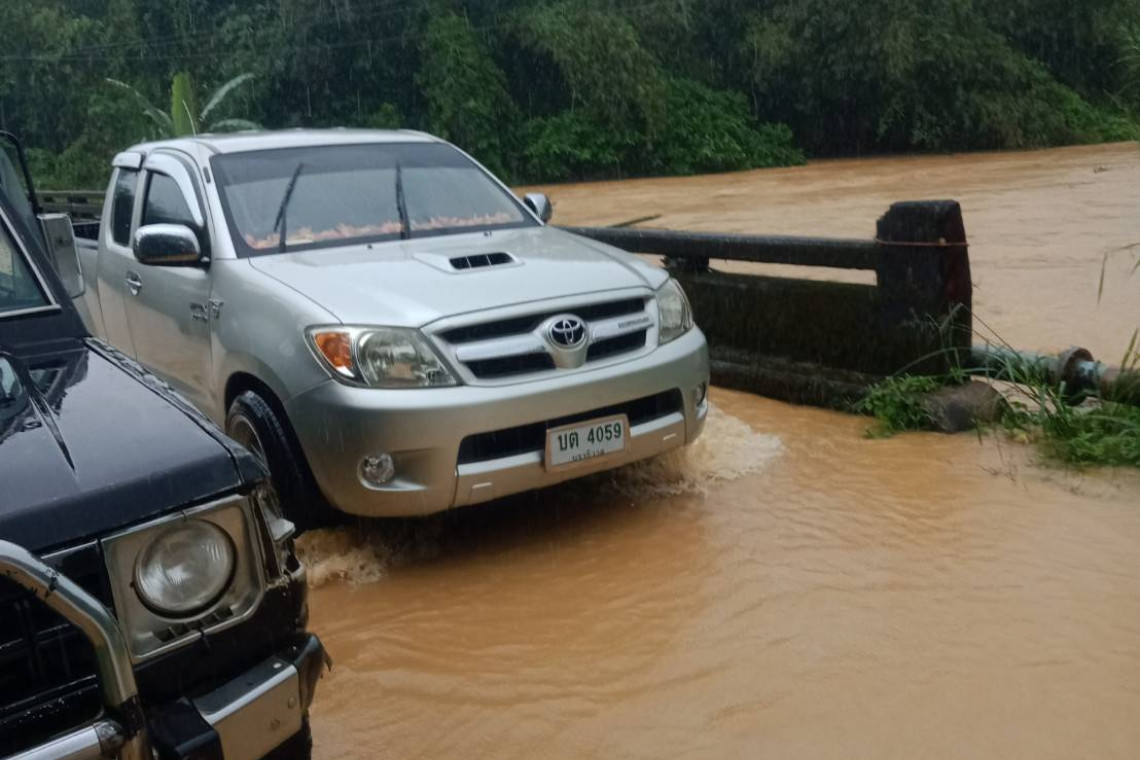 “ลุงป้อม”ห่วงประชาชนภาคใต้ สั่ง กอนช.พร้อมหน่วยเกี่ยวข้องเร่งลดผลกระทบ