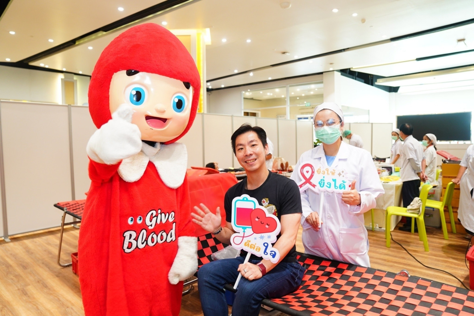 คุณอภิเชษฐ์ ศรีวัฒนประภา ร่วมบริจาคโลหิตในกิจกรรม “ให้โลหิต ให้ชีวิต”