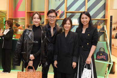 สลิล สุญาณเศรษฐกร กรรมการบริหาร บริษัท พีพี แกลม จำกัด (ขวาสุด)