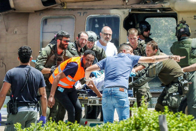 ทหารอิสราเอลช่วยเหลือ 4 ตัวประกันออกมา (Photo : AFP)