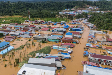 สถานการณ์น้ำท่วมในพื้นที่ จ.โมลูกูเหนือ ประเทศอินโดนีเซีย (Photo : AFP)