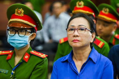 นางเจือง เหม ลาน ขณะขึ้นศาลรับการไต่สวน (Photo : AfP)