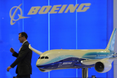 โมเดล หรือแบบจำลอง เครื่องบินโบอิ้ง 787-8 (Photo : AFP)