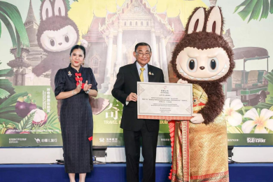 ช่วงฤดูร้อนปี 2025 ตุ๊กตา ‌"Labubu" สวมชุดไทยเปิดตัวที่กรุงเทพฯ ได้รับความนิยมอย่างกว้างขวาง