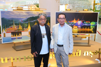  ศ.เกียรติคุณปรีชา เถาทอง ศิลปินแห่งชาติ และชัยโรจน์ มหาดํารงค์กุล ช่างภาพระดับโลก